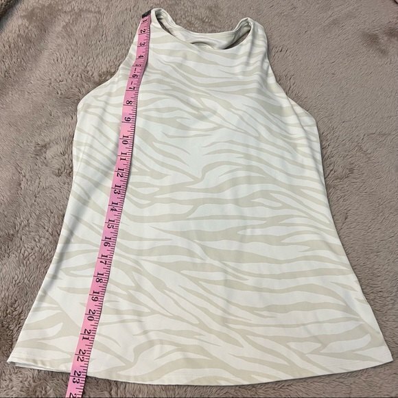 !Firm Price! Old Navy Women's Active Powersoft Sports Bra, Size M, Beige - Picture 4 of 7